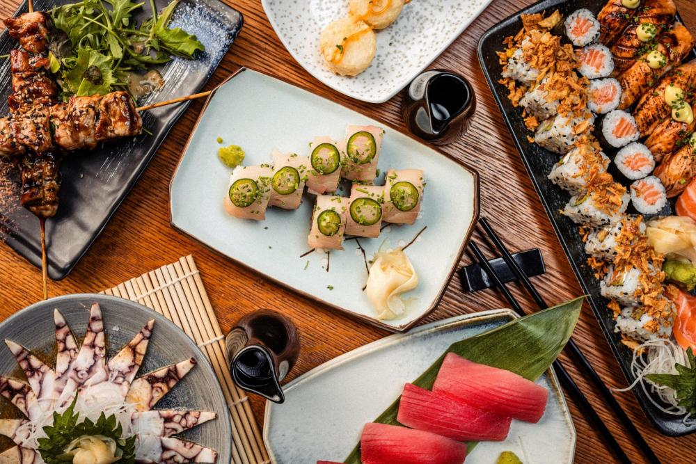 Pescobar Sushi and More cover image