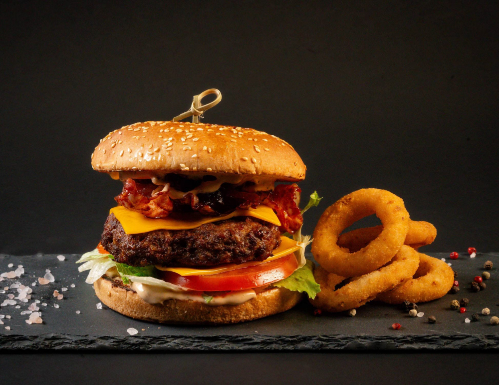 Master Burger cover