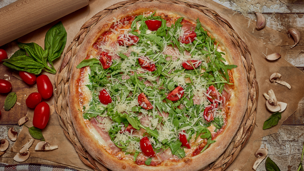 Yolo Pizza cover image