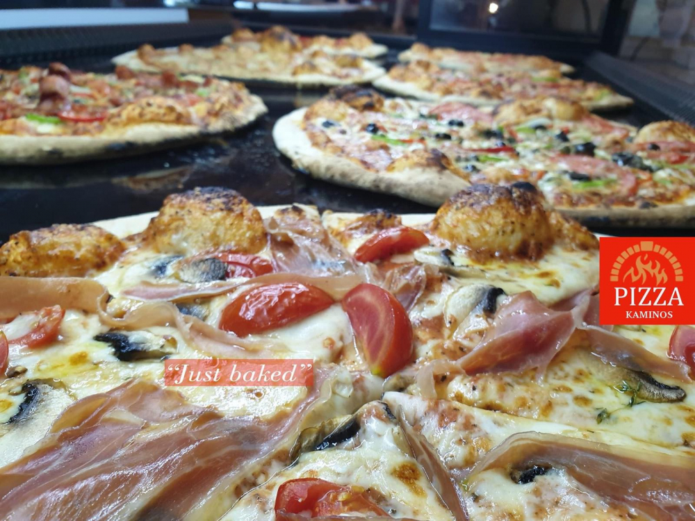 Pizza Kaminos cover image