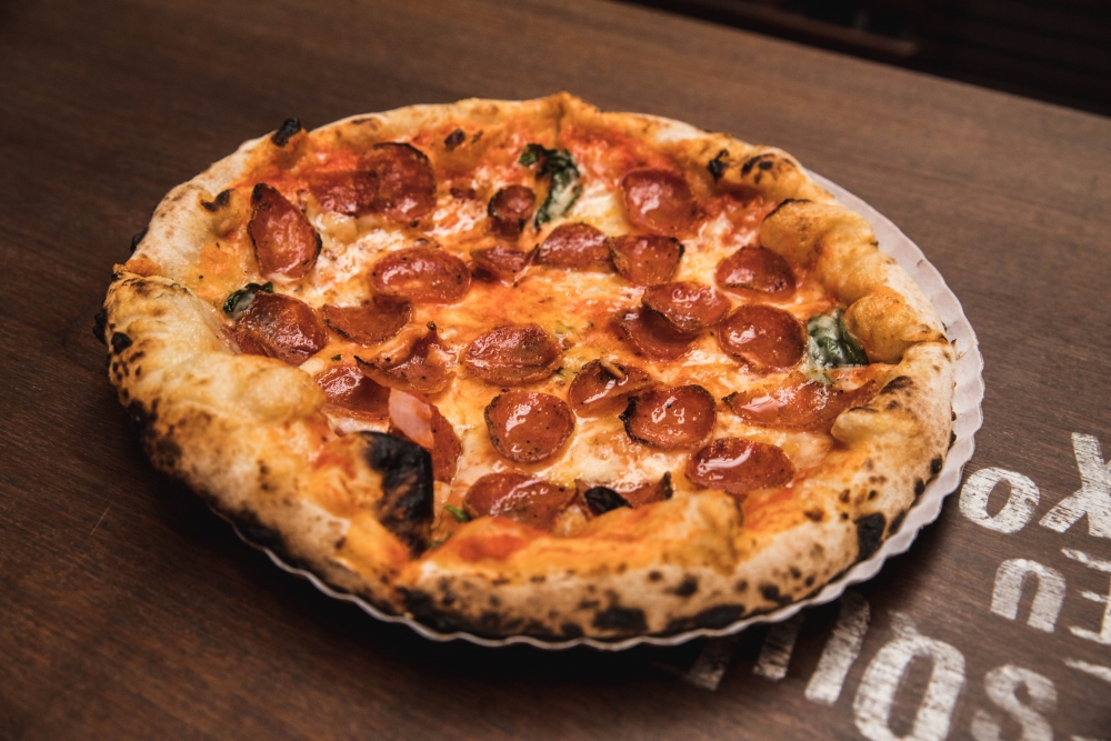 Uno Bistro & Cafe cover image