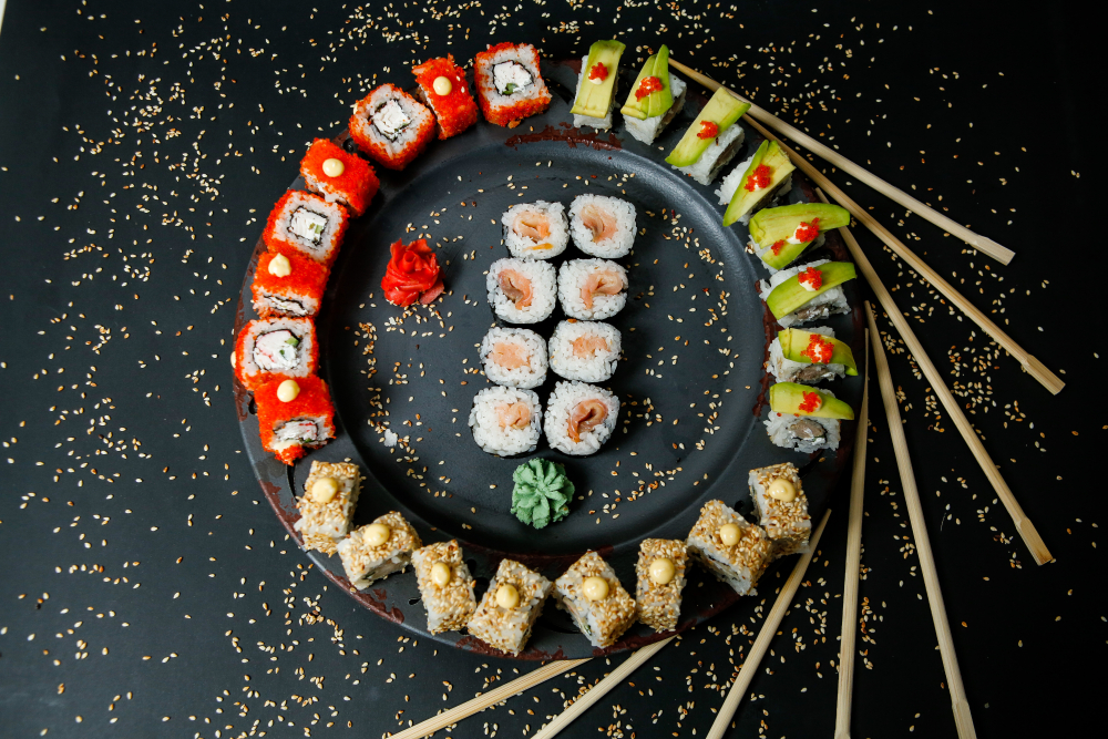 Hoshi Sushi Bar & Wok cover image