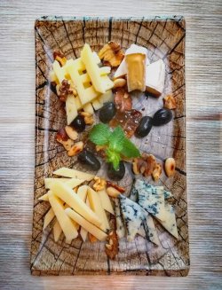 Platou cu brânzeturi image