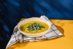 Supă cremă de cartofi dulci cu linte image
