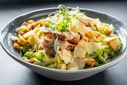 Salata Caesar image