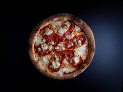 Pizza Quattro Formaggi a Diavola image