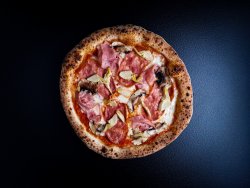 Pizza Quattro Stagionni image