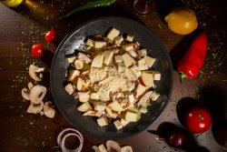 Salata de pui cu mere și gorgonzola image