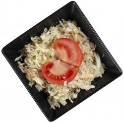 Salată de varză proaspătă cu roșie image