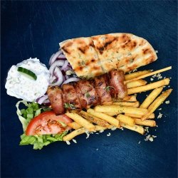 Porție medie souvlaki de pui image