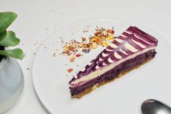 Cheesecake cu afine– raw image
