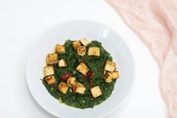 Spanac cu tofu - vegan image