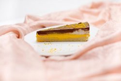 Tort caise, vanilie şi ciocolată fără caju - sirop agave– raw image