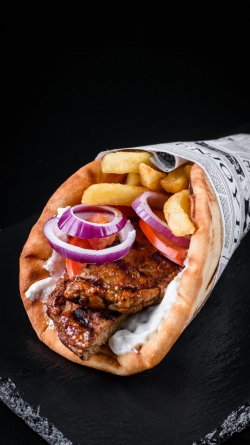 Mega pită bifteki (burger grecesc) image