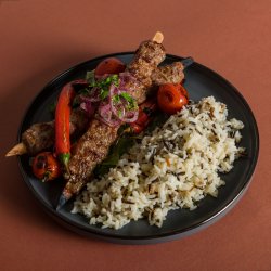Adana Kebab cu orez basmati&sălbatic image
