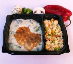 Broccoli & Blue Cheese Box 450 g image