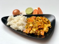 Thai Yellow Curry Rice Box 400 g image