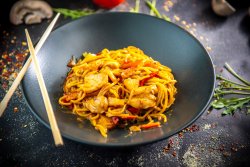Hot Thai Chicken Noodle 400 g image
