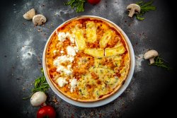 Quatro Formaggi 580 g image