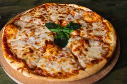 Pizza Margherita - 410g (32cm) image