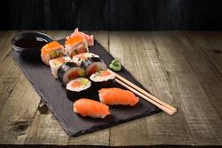Salmon Combo 20 Buc 655 g image