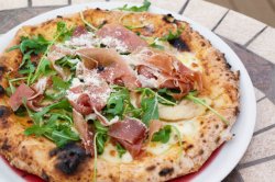 Pizza Bresaola, rucola e grana image