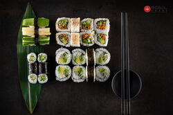 Sushi box vegetarian image