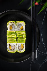 Roll cu crevete tempura image