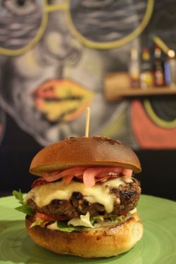 Burger Aria image