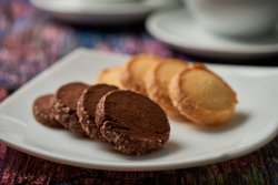 Biscuiti de casa cu ciocolata, 100 g image
