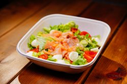Salată somon image