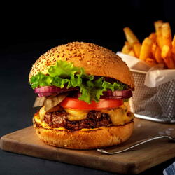 Beef burger combo image