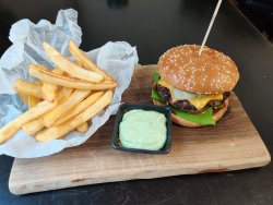 Meniu Cheeseburger image