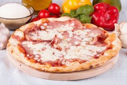 Pizza Prosciutto cotto image