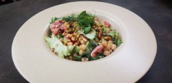 Salata de naut & legume de sezon (vegan, fara gluten) image