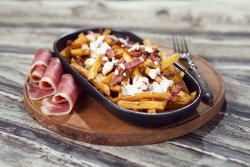 CartoFiori cu speck și sos de gorgonzola image