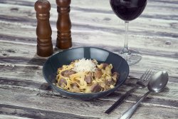 Tagliatelle cu muşchi de vită și hribi image
