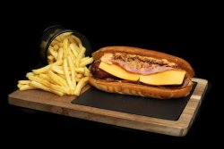 Hot dog chicago + Cartofi pai image