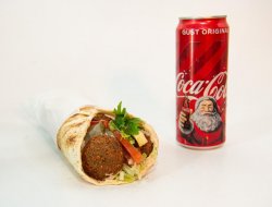 Falafel la lipie + Coca Cola image