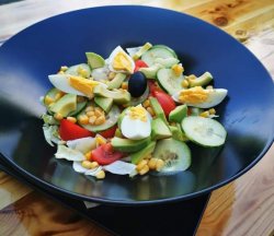 Salată avocado image