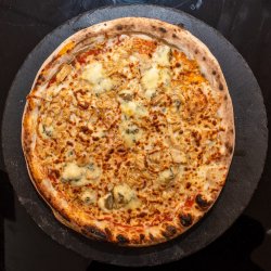 Pizza pollo e gorogonzola image