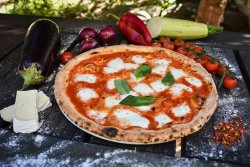 Pizza Margherita Bufala image