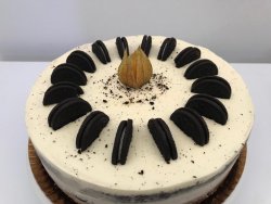 Brownie-Oreo Cake image