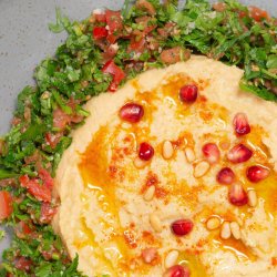 Humus cu salată Tabouleh image