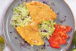 Omletă cu Șuncă și cașcaval image