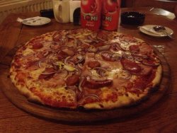 Pizza Taraneasca image