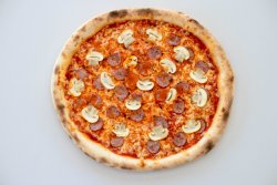Pizza Salsicia e Funghi image
