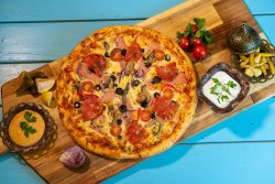 Pizza Rainbow Love 40cm image
