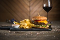 Meniu Cheeseburger image