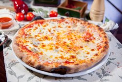 Pizza Lazio image